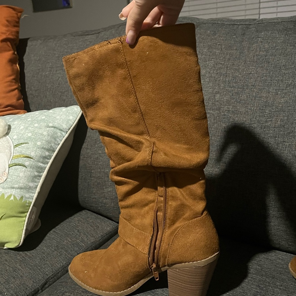 Women's Tan Suede Boots - Picture 10 of 10